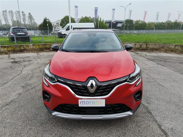 RENAULT Captur 05717388_VO38043127