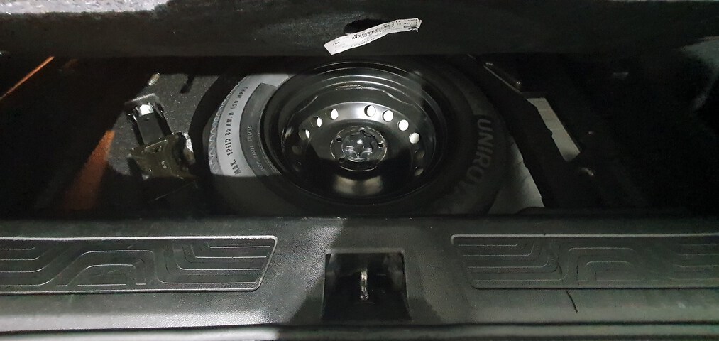 Inside Kadjar Diesel  Blanco Glaciar