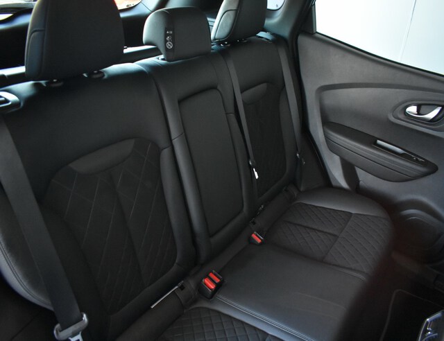 Inside Kadjar Diesel  AZUL