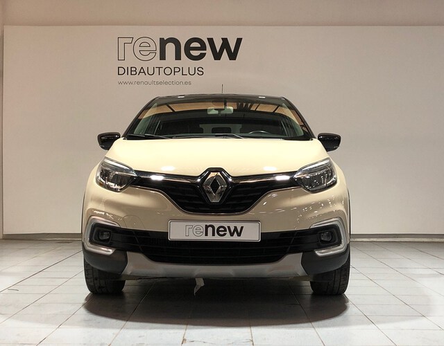 Outside Captur  Beige