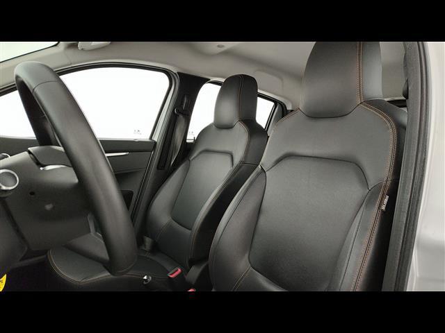 DACIA Spring 00973605_VO38023732