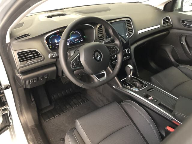 Inside Mégane Sport Tourer Híbrido Enchufable  Gris Highland