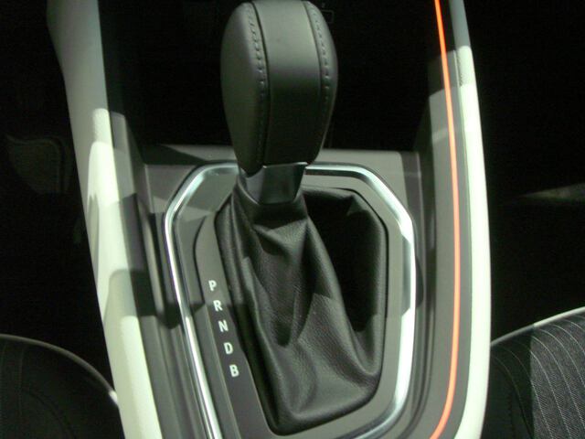 Inside Clio Híbrido  Blanco Glaciar