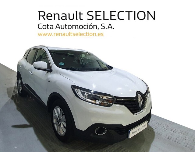 Outside Kadjar Diesel  Blanco Glaciar