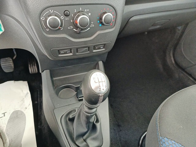 Inside Lodgy Diesel  AZUL
