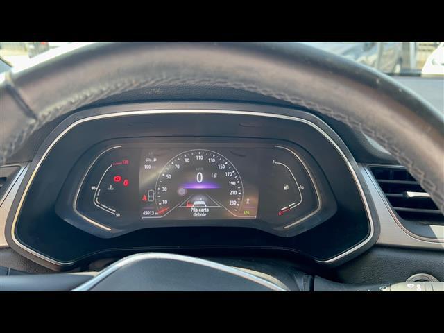 RENAULT Captur 05922142_VO38013080