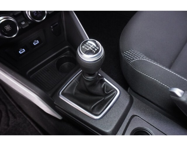 Inside Duster Diesel  Gris Higland