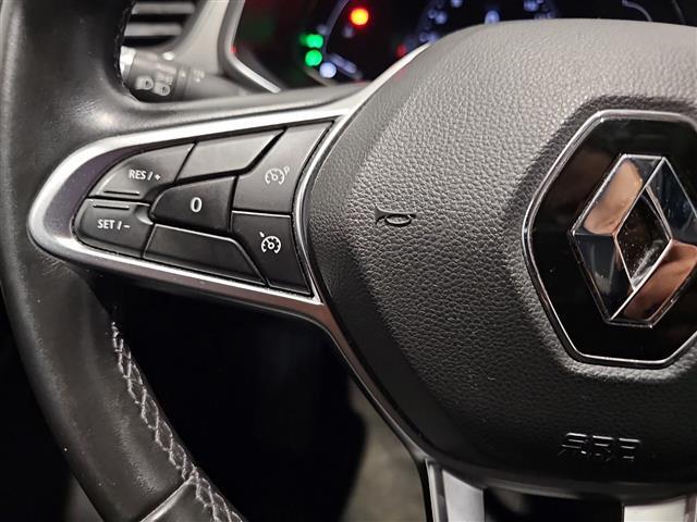RENAULT Captur 02416200_VO38013170