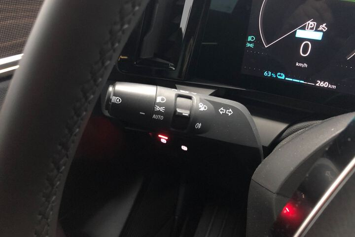 Inside Mégane Eléctrico  Negro Brillante