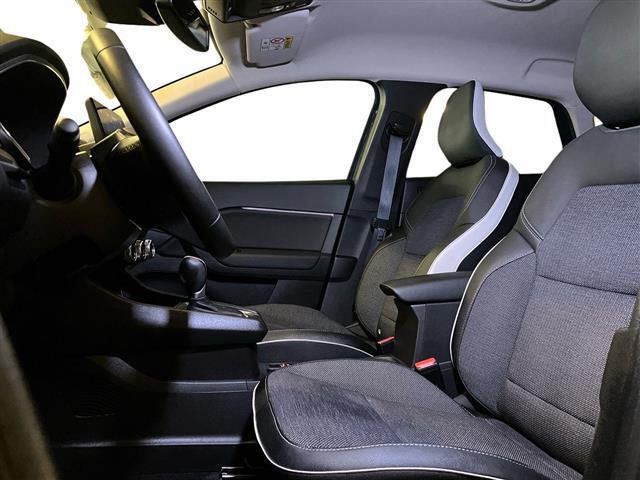 RENAULT Captur 00985234_VO38023207