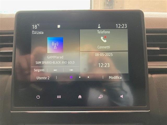 RENAULT Captur 00015885_VO38023184