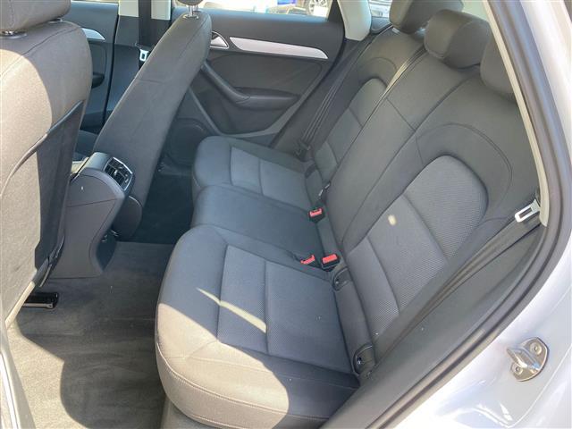 AUDI Q3 02641396_VO38043366