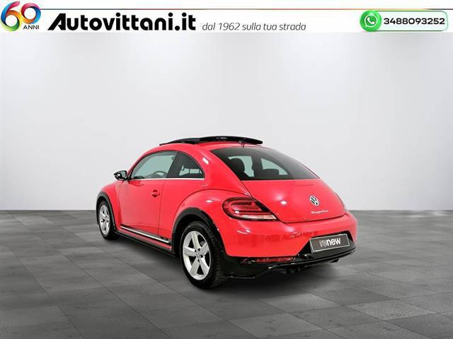VOLKSWAGEN Maggiolino 2017 00958647_VO38023207