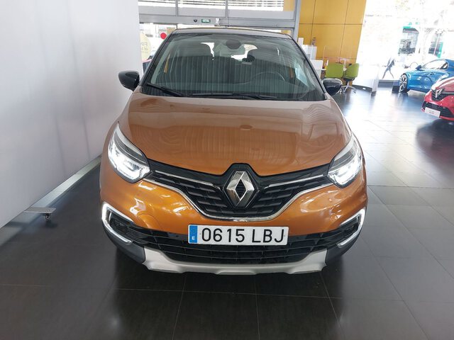 Outside Captur  Naranja Atakama/Tech