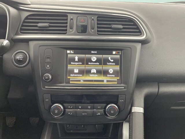 Inside Kadjar Diesel  Blanco Glacial