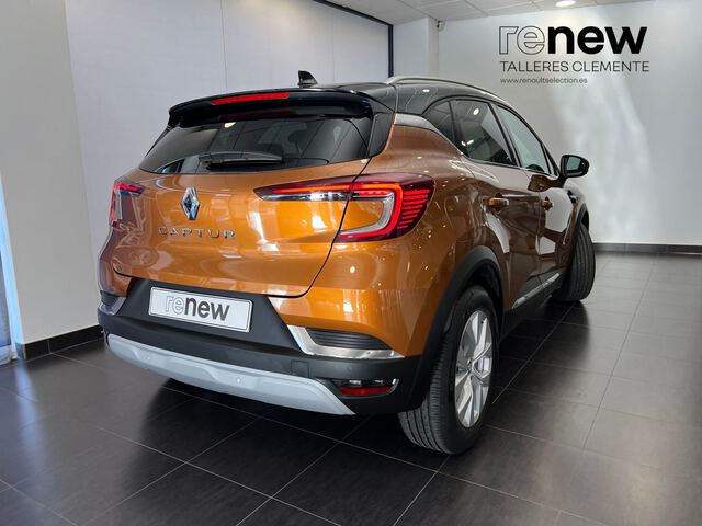 Outside Captur  Naranja Atakama con 