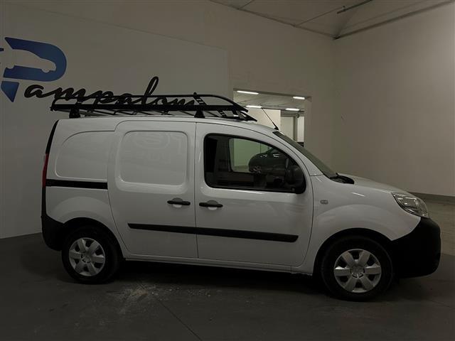 RENAULT Kangoo 03375335_VO38043894