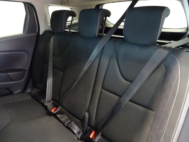 Inside Clio Sport Tourer  Blanco Marfil