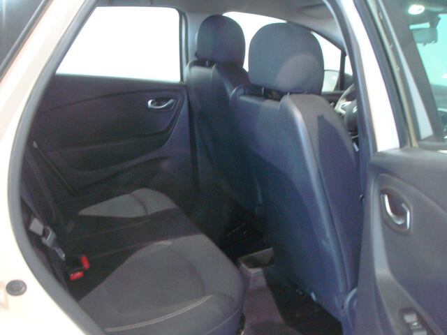 Inside Captur Diesel  BEIGE