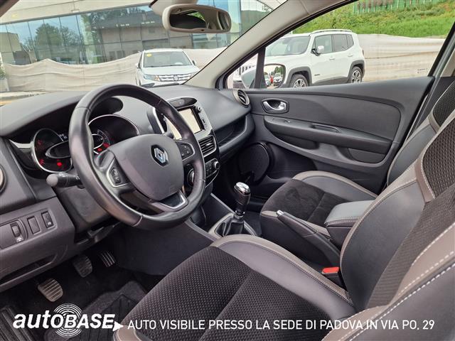RENAULT Clio 01094414_VO38013498