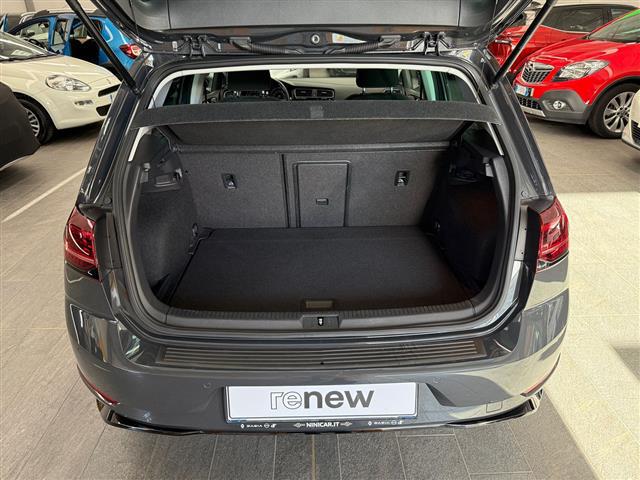 VOLKSWAGEN Golf VII 2017 5p 00015587_VO38023184