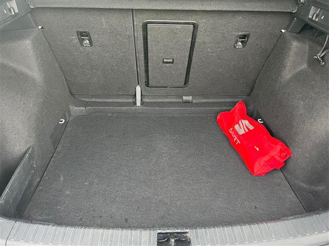 SEAT Ateca 02639898_VO38043366