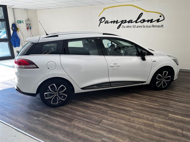 RENAULT Clio Sporter 03214873_VO38043894