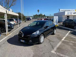 RENAULT Clio 02263043_VO38043366