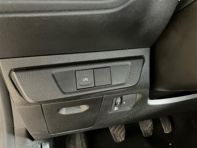 DACIA Sandero 00985053_VO38023207