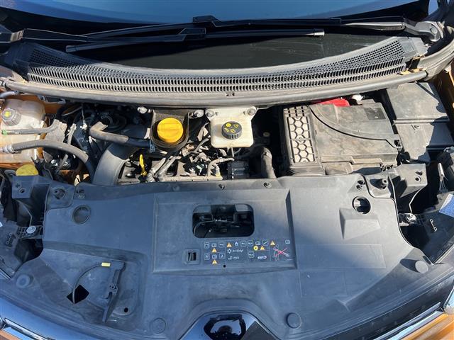 RENAULT Scenic 05257805_VO38013034