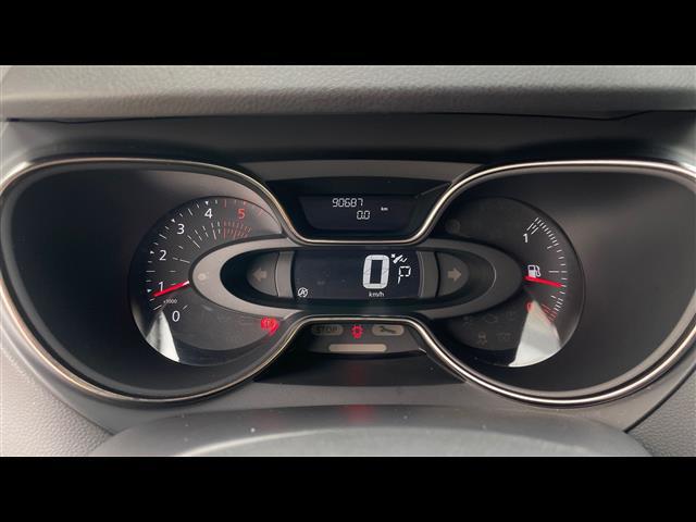 RENAULT Captur I 2017 00929317_VO38013174