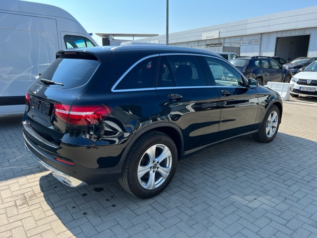 Exterior GLC-CLASS  NEGRU