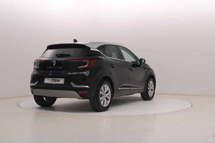 Outside Captur  Negro