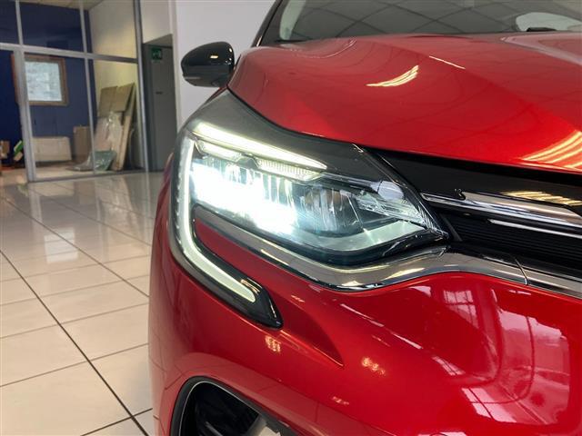 RENAULT Captur 00935796_VO38023207