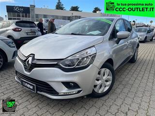 RENAULT Clio 00384906_VO38023217