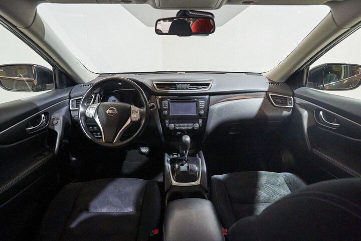 Inside X-Trail Diesel  VERDE