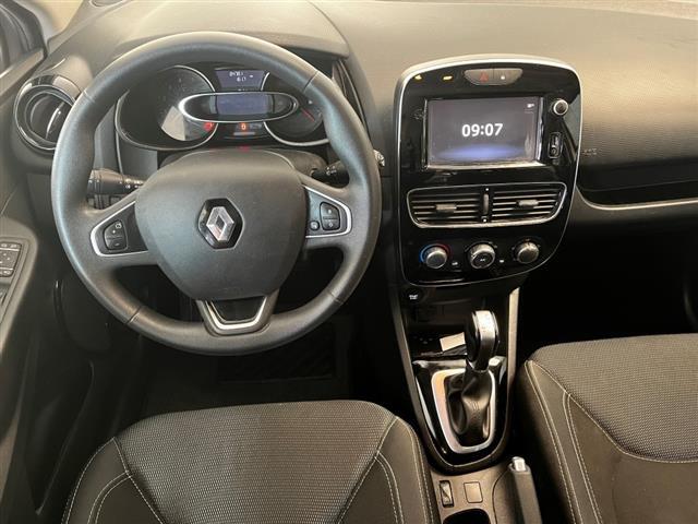 RENAULT Clio Sporter 03215606_VO38043894
