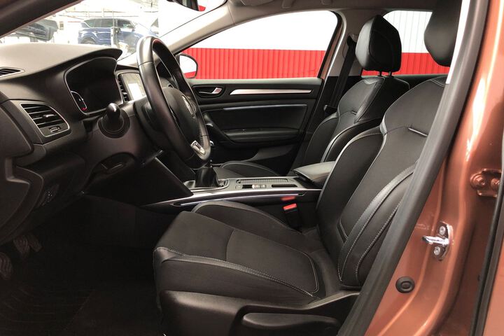 Inside Mégane Sport Tourer Diesel  Gris