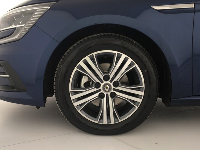 Outside Mégane Diesel  Azul Cosmos