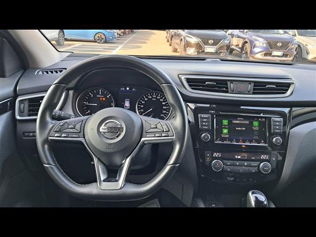 NISSAN Qashqai 02460528_VO38013041