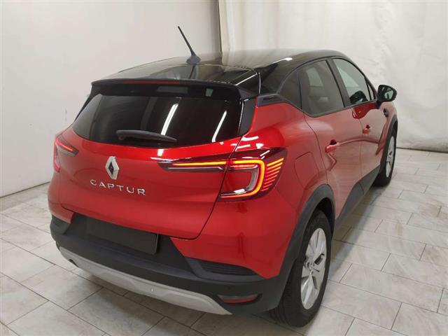 RENAULT Captur 00507550_VO38013054