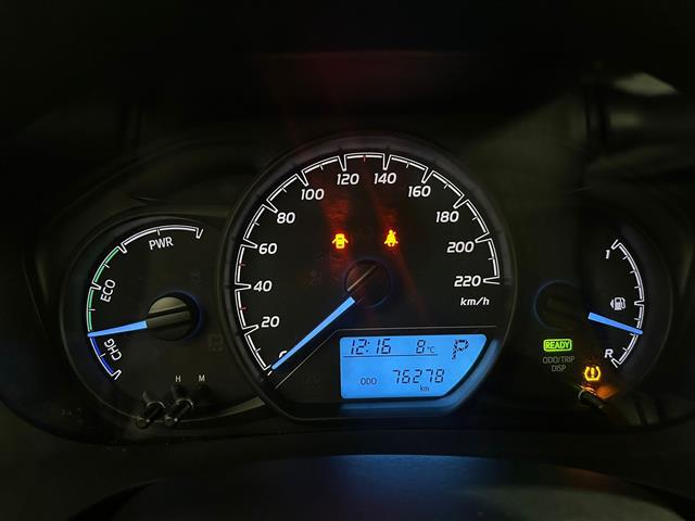 TOYOTA Yaris 00015264_VO38023184