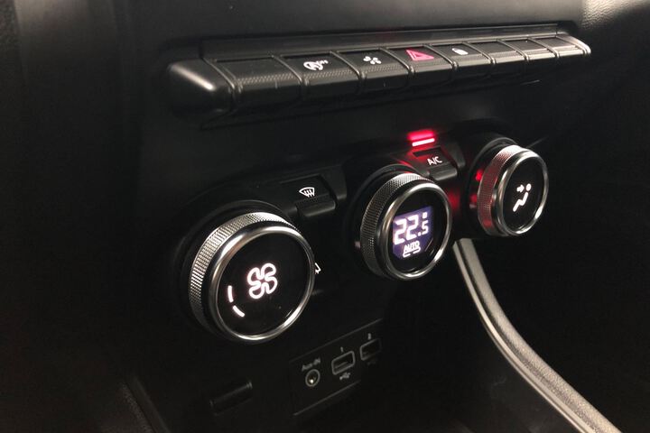 Inside Captur  Gris