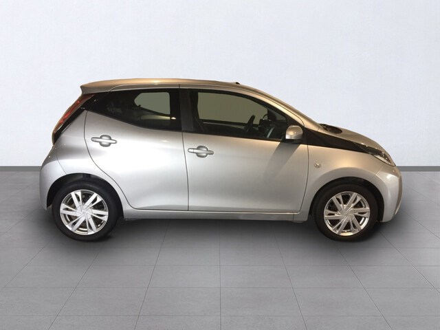 Inside Aygo  GRIS PLATINO