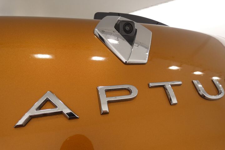 Inside Captur  Naranja Atakama con 