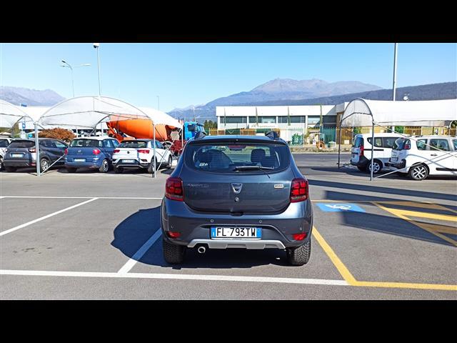 DACIA Sandero  Stepway 00023772_VO38013404