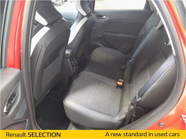 Exterior Captur  Red