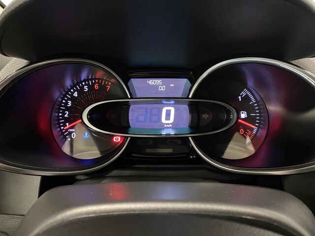 Inside Clio  Blanco