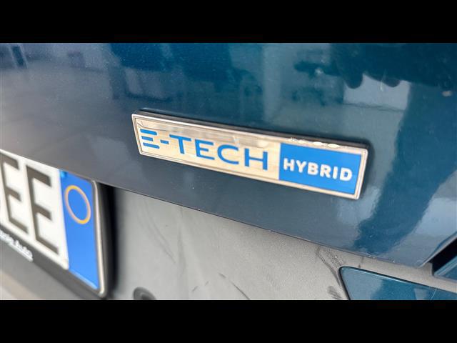 RENAULT Arkana 04998247_VO38013058
