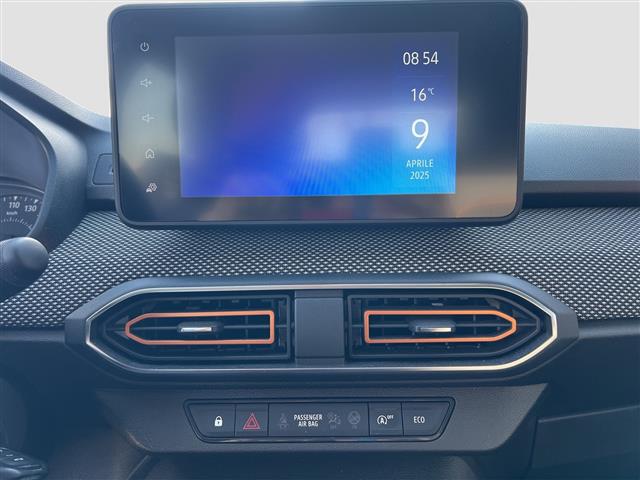 DACIA Sandero 05258369_VO38013034